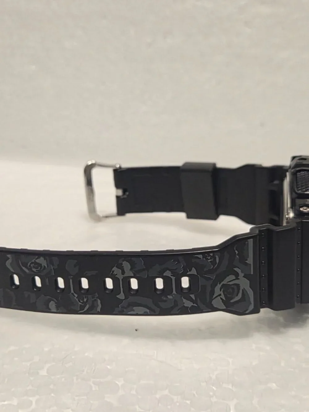 Casio G Shock Floral print series in great shape.